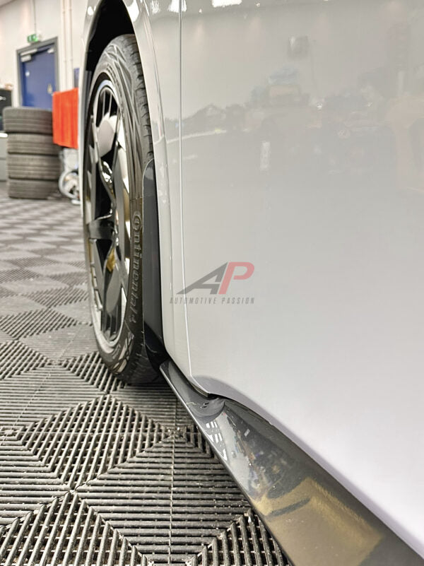 AP Cupra Born Protections de passage de roue / Bavettes noir brillant