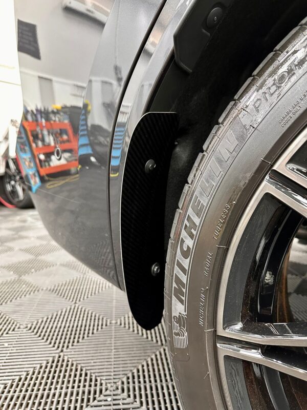 AP BMW X3 | X3M | X4 | X4M Gloss Black / Carbon Fibre Arch Guards / Mudflaps (F97 | F98 | G01 | G02 | G03)