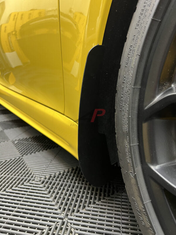 AP Porsche 911 GT3 | Carrera | Turbo Front Textured Black / Carbon Fibre Arch Guards / Mudflaps (992)