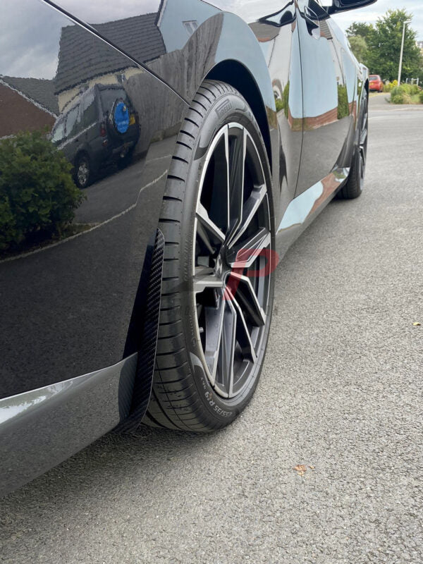 AP BMW 2er & M240i Glanzschwarz / Kohlefaser-Radlaufverkleidungen / Schmutzfänger (G42 | G43)