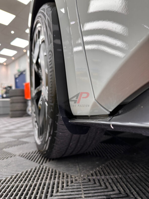AP Cupra Born Protections de passage de roue / Bavettes noir brillant