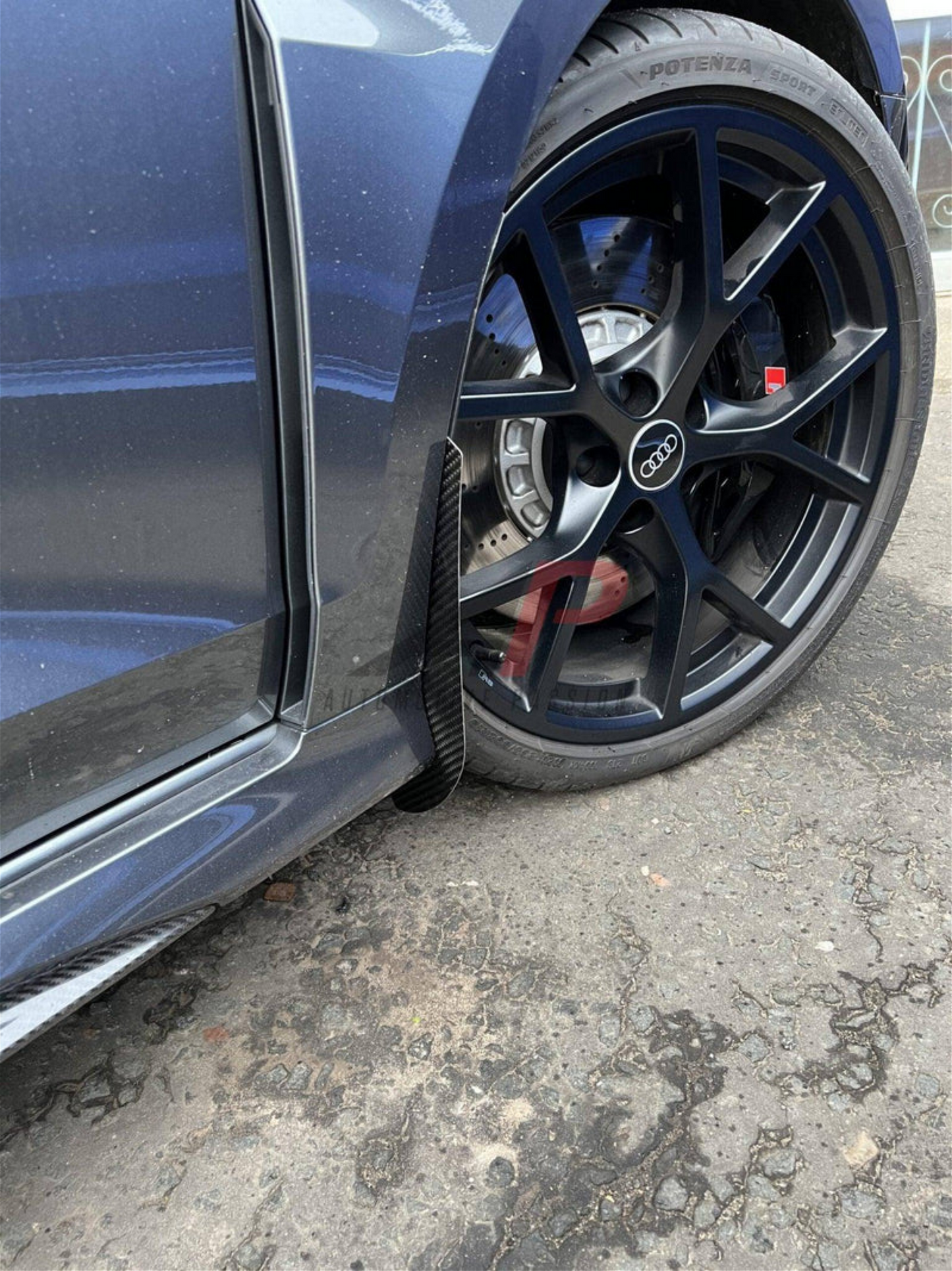 AP Audi A3 | S3 | RS3 8Y Gloss Black / Carbon Fibre Arch Guards / Mudflaps