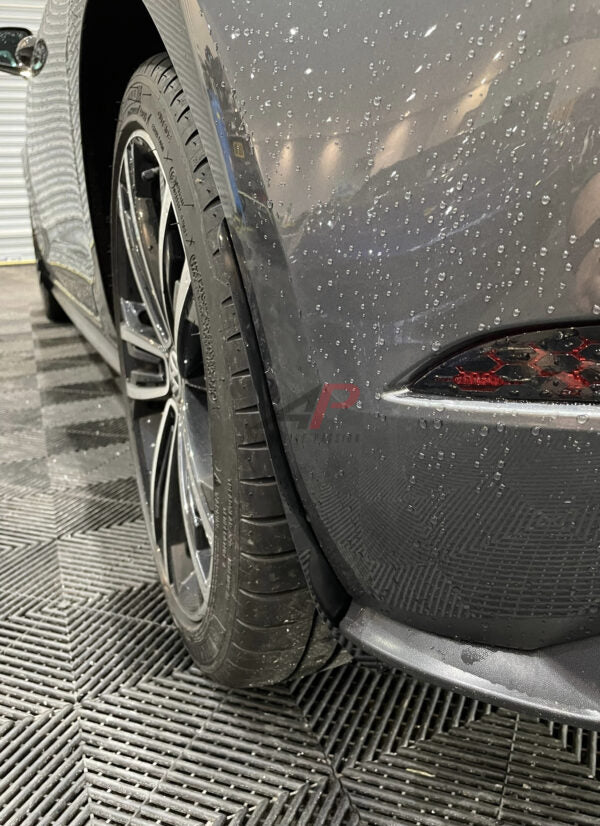 AP Volkswagen Golf GTI | GTD | R Gloss Black / Carbon Fibre Arch Guards / Mudflaps (MK7 | MK7.5)