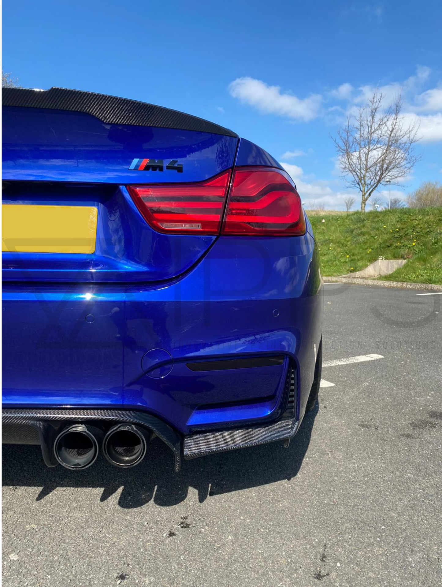 BMW M3 & M4, including Competition Rear Reflector Tint Overlays