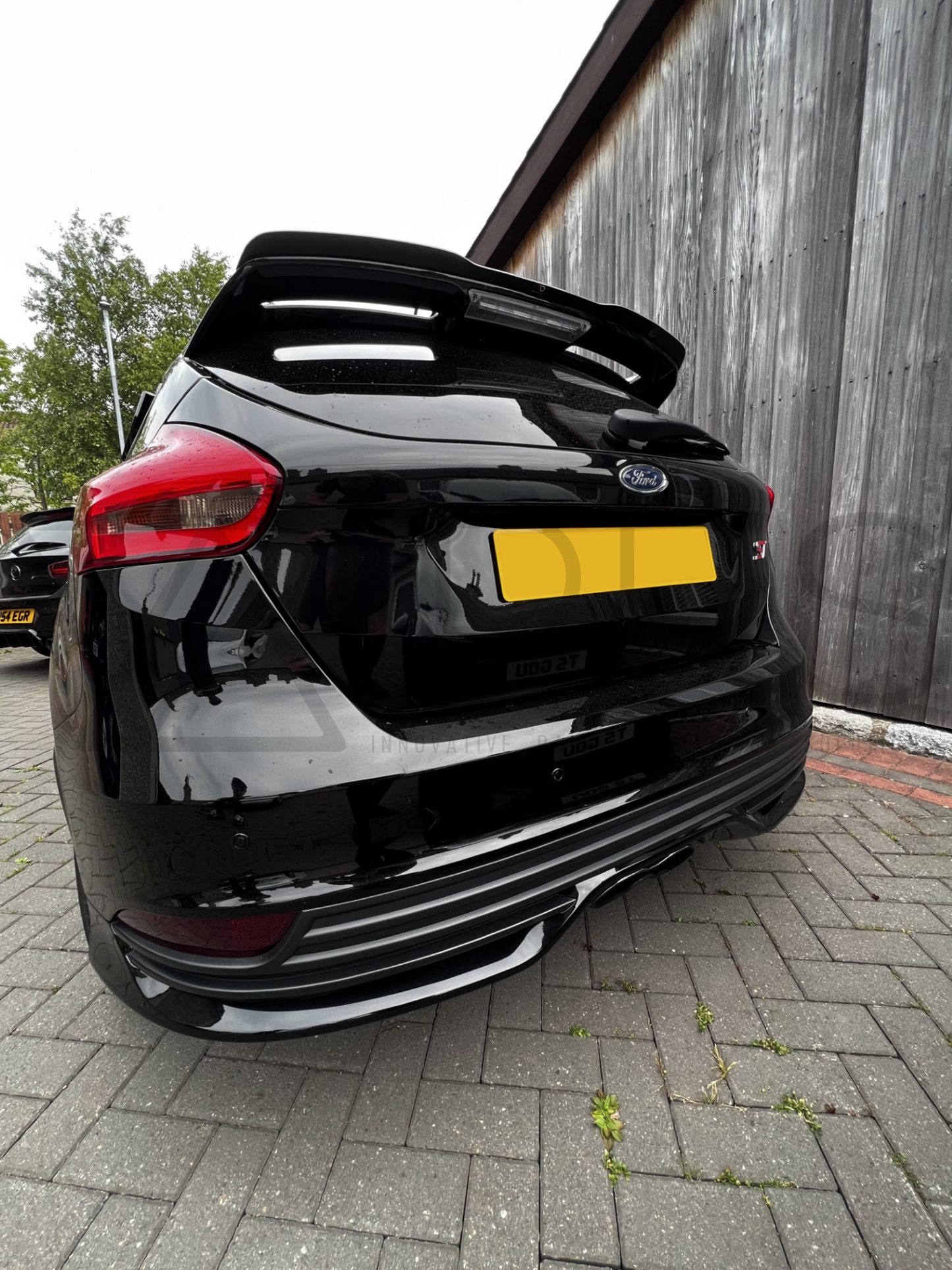 Ford Focus Rear Reflector Tint Overlays (MK3.5)