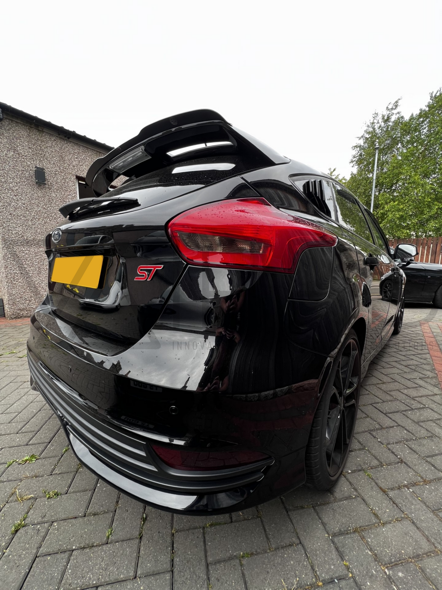 Ford Focus Rear Reflector Tint Overlays (MK3.5)