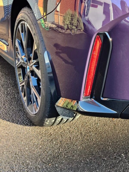 AP BMW 1 Series | M135i Gloss Black / Carbon Fibre Arch Guards / Mudflaps (F70)