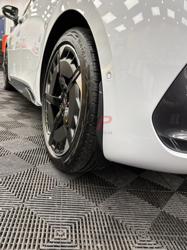 AP Cupra Born Gloss Black Arch Guards / Mudflaps