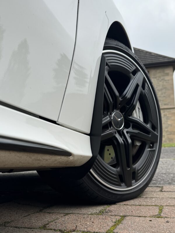 AP Mercedes A Class | A35 | A45 Gloss Black / Carbon Fibre Front Arch Guards / Mudflaps W177