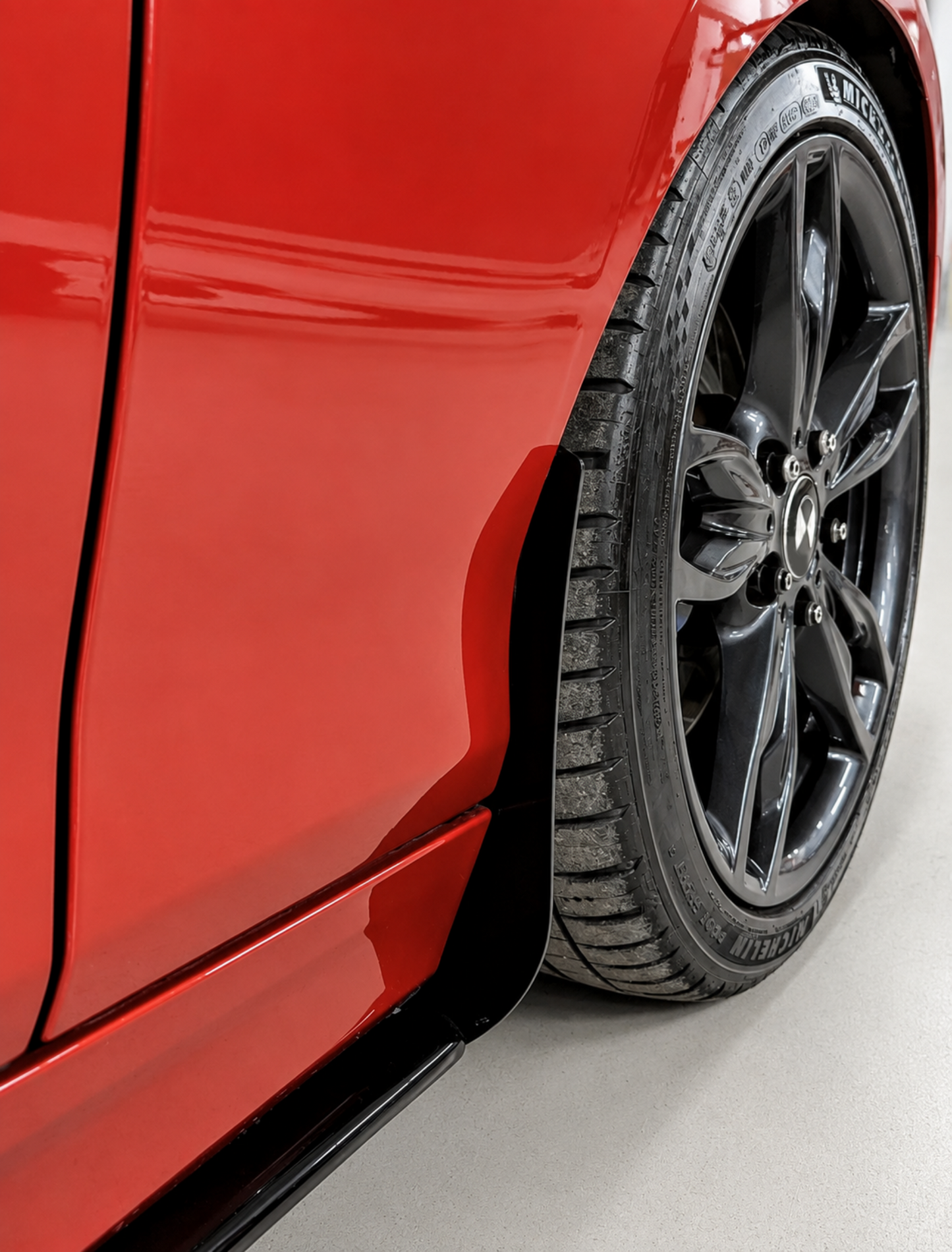 BMW F20 & F21 M140i, M135i, 1 Series front gloss black arch guards mudflaps.