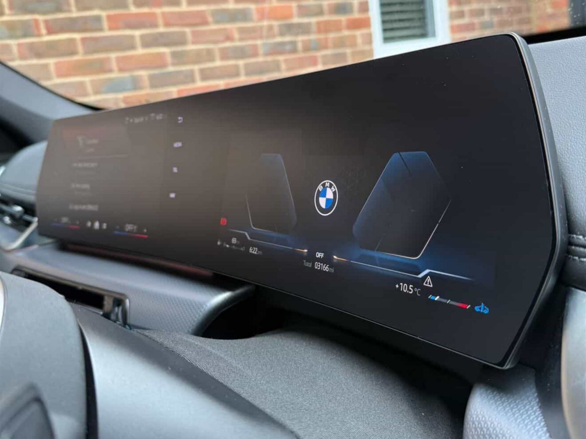 BMW iDrive 8 & Drive 9 Instrument Cluster Navigation Screen Screen Protector Kit in Matte for 1 Series M135i  X1 iX1 X2 iX2 2 Series Gran Coupe M235i.