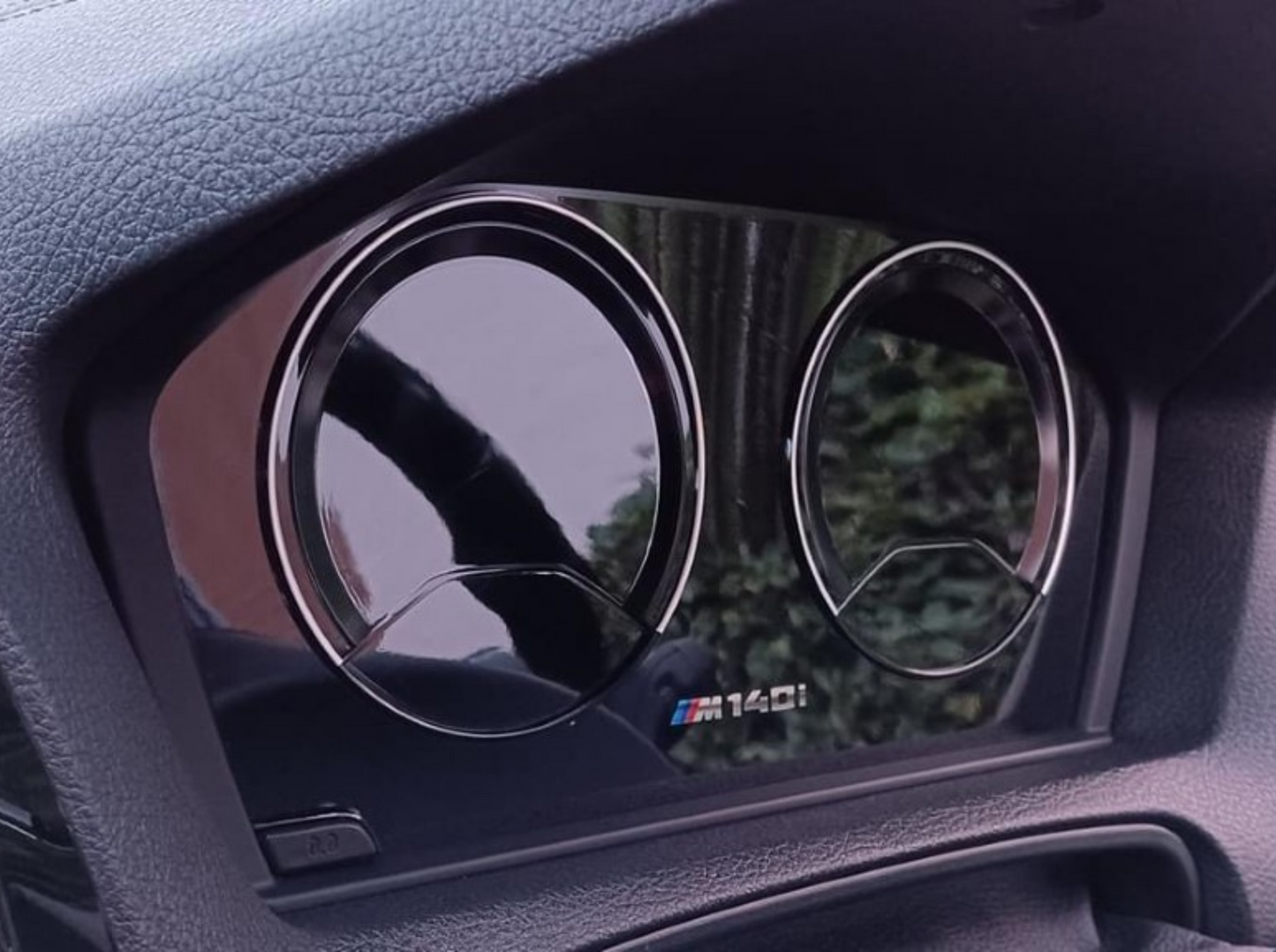 BMW M140i instrument cluster with high clarify Gloss self healing PPF installed. 