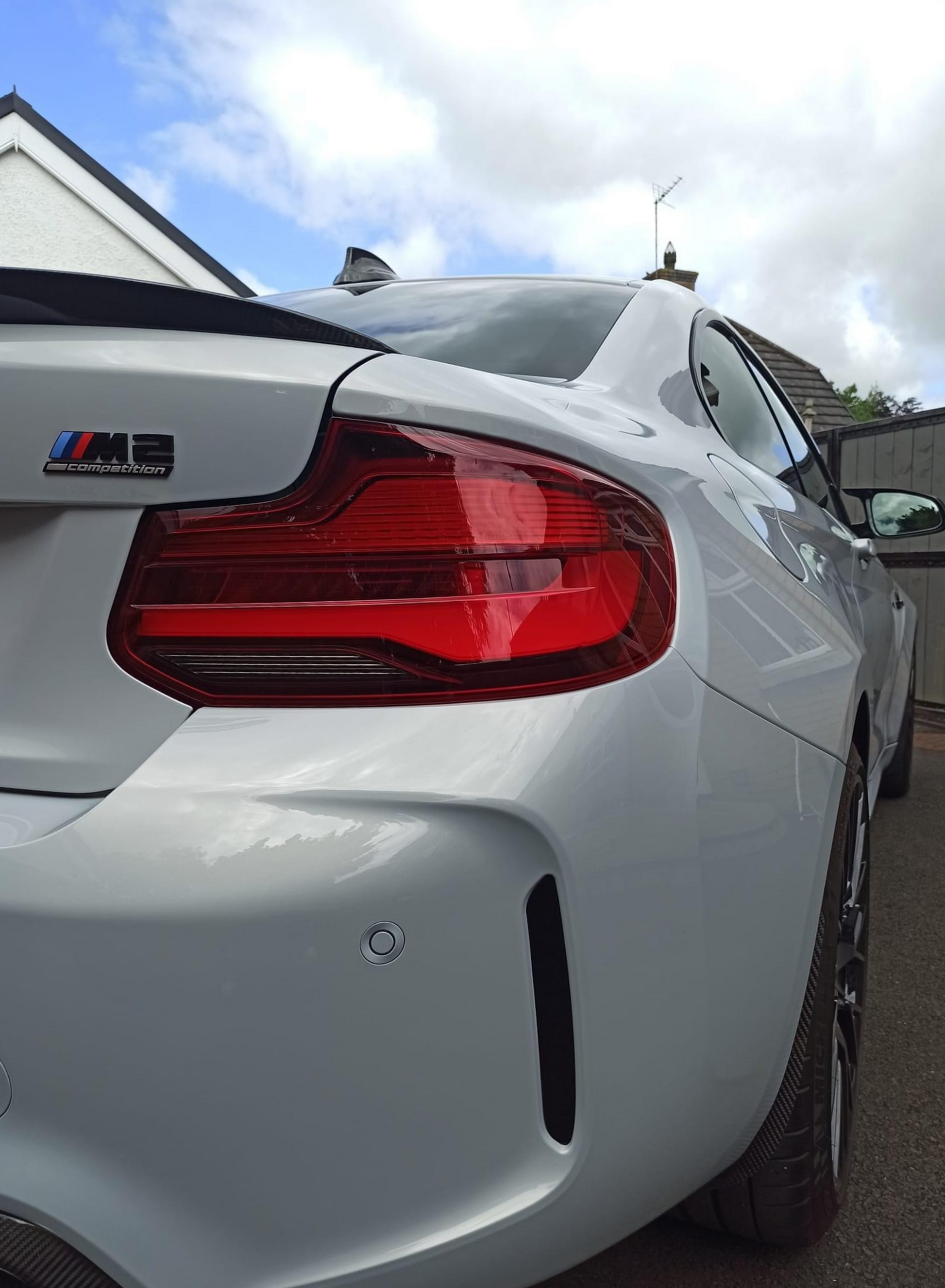 BMW M2 M2C F87 Reflector Tint Kit Dark. 