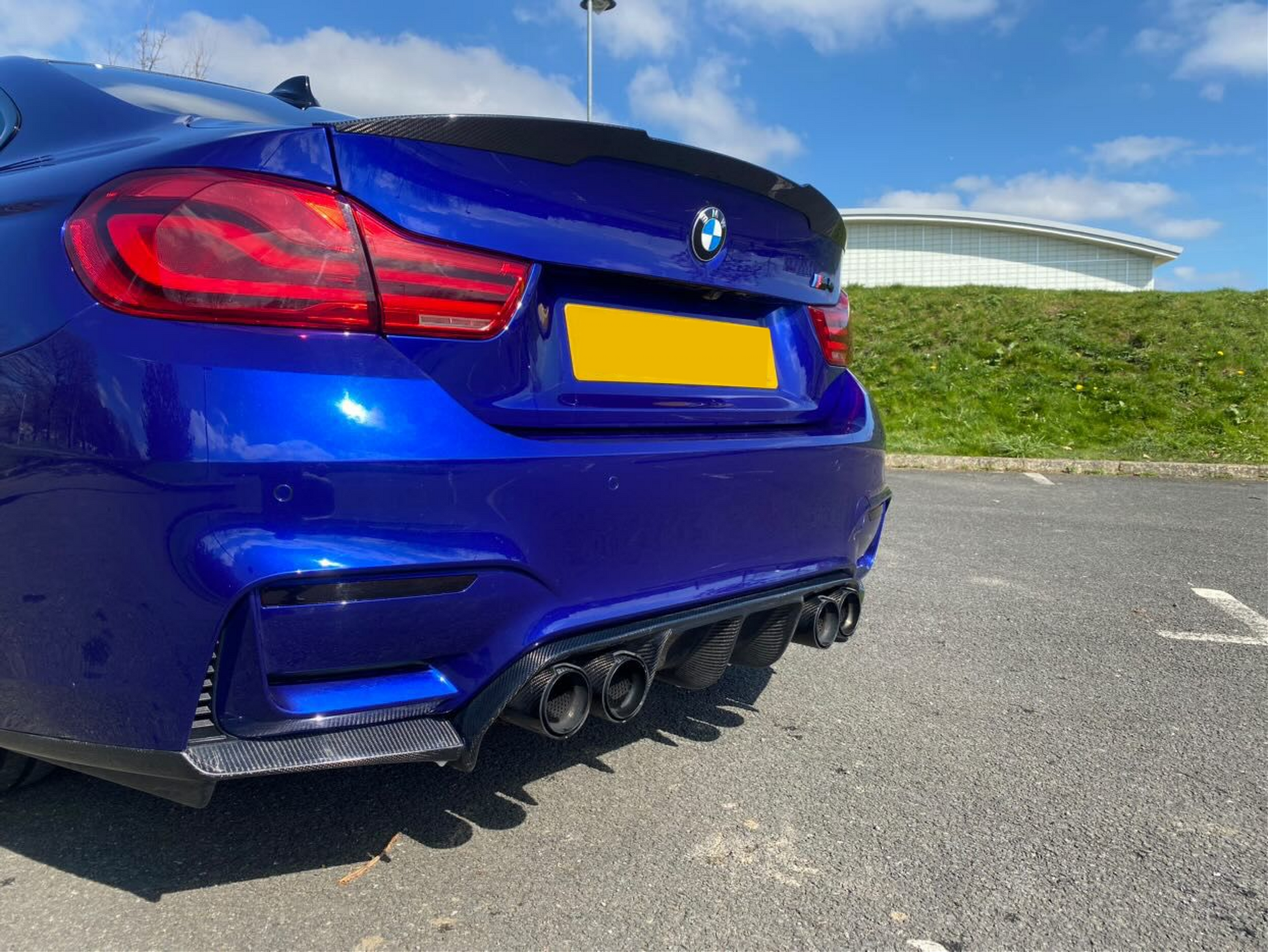 BMW M3 F80 & M4 F82 rear reflector light tint overlays in dark tint.