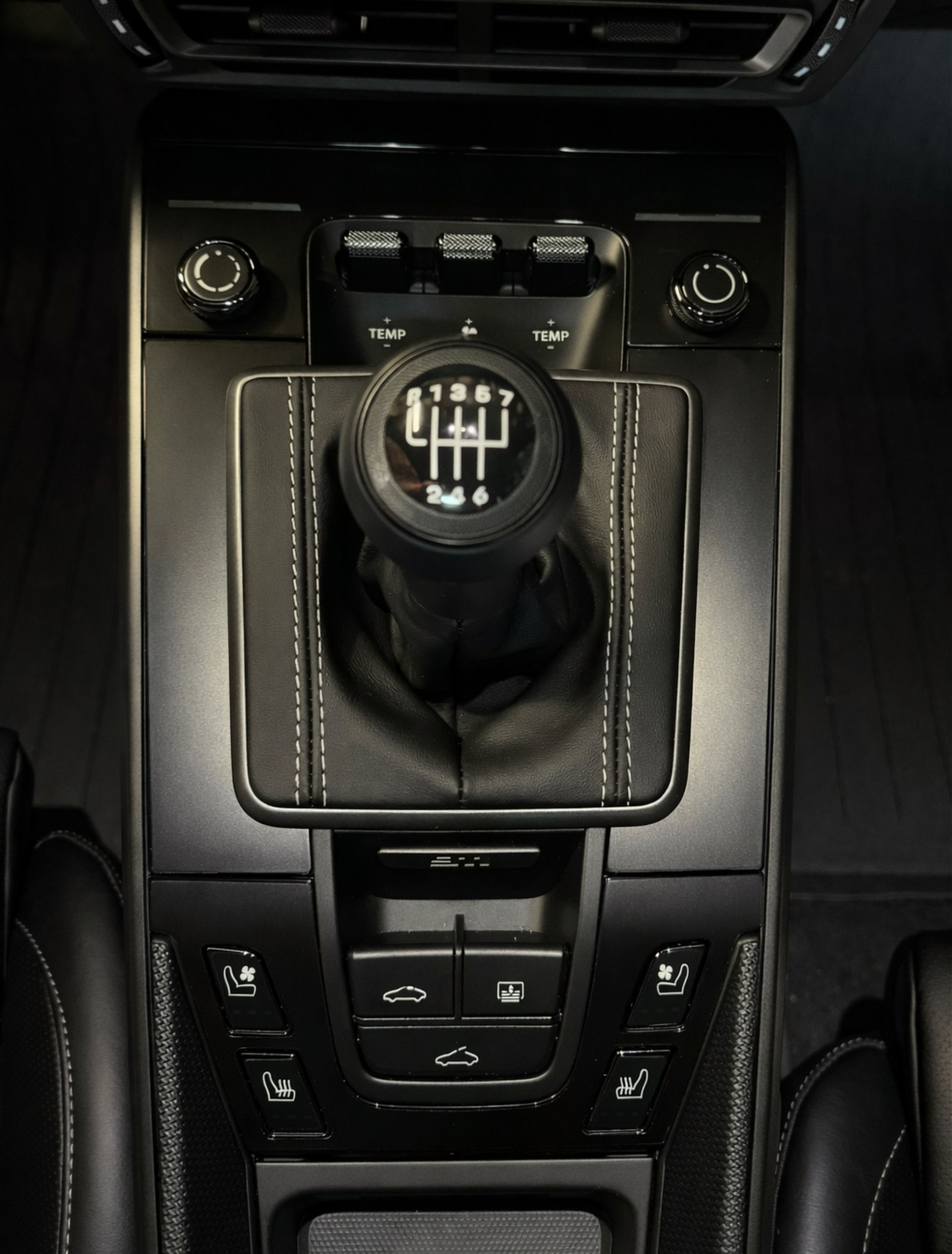 Porsche 911 992.1 & 992.2 manual pre cut matte self healing interior center console PPF kit.